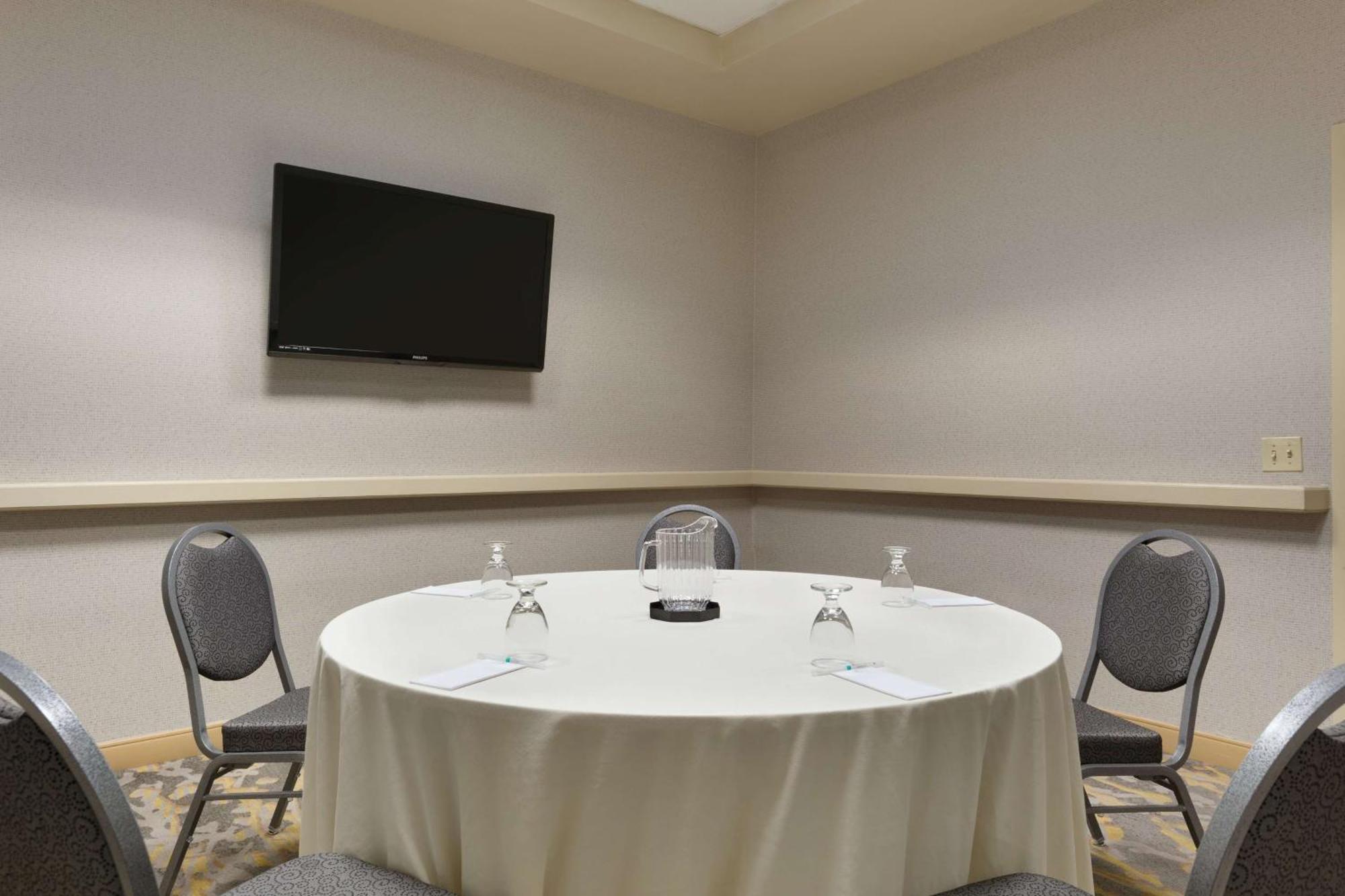 Embassy Suites Newark - Wilmington/South Luaran gambar