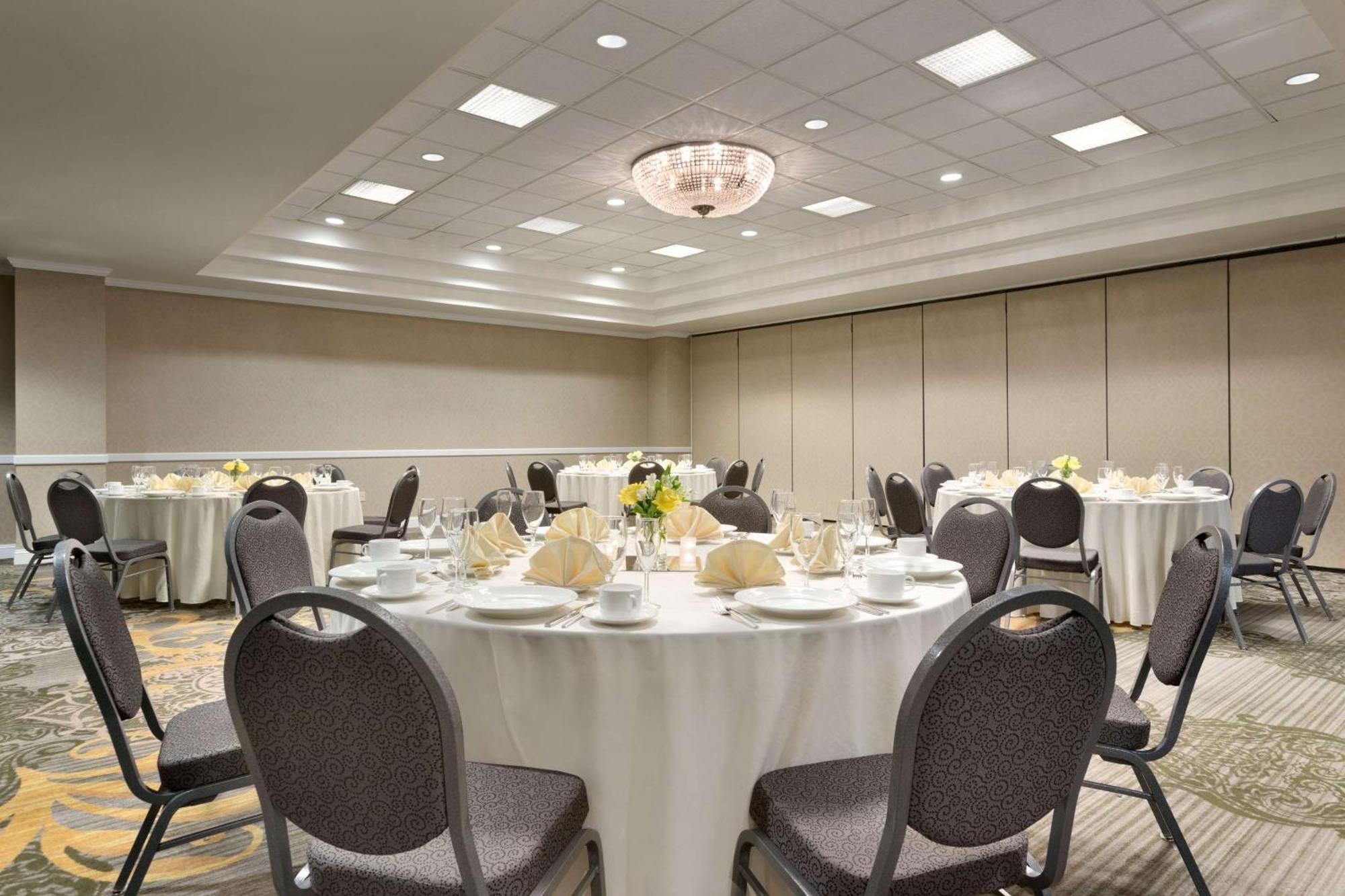 Embassy Suites Newark - Wilmington/South Luaran gambar
