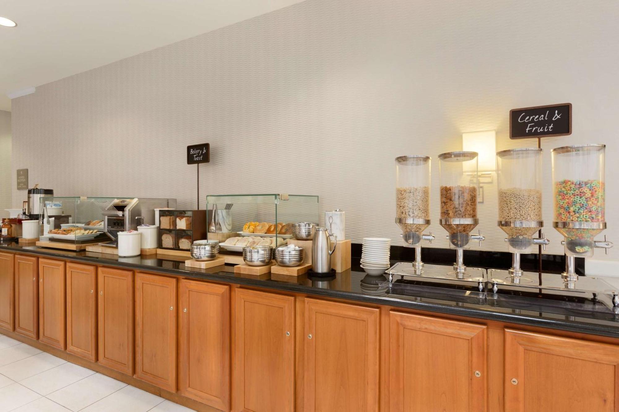 Embassy Suites Newark - Wilmington/South Luaran gambar
