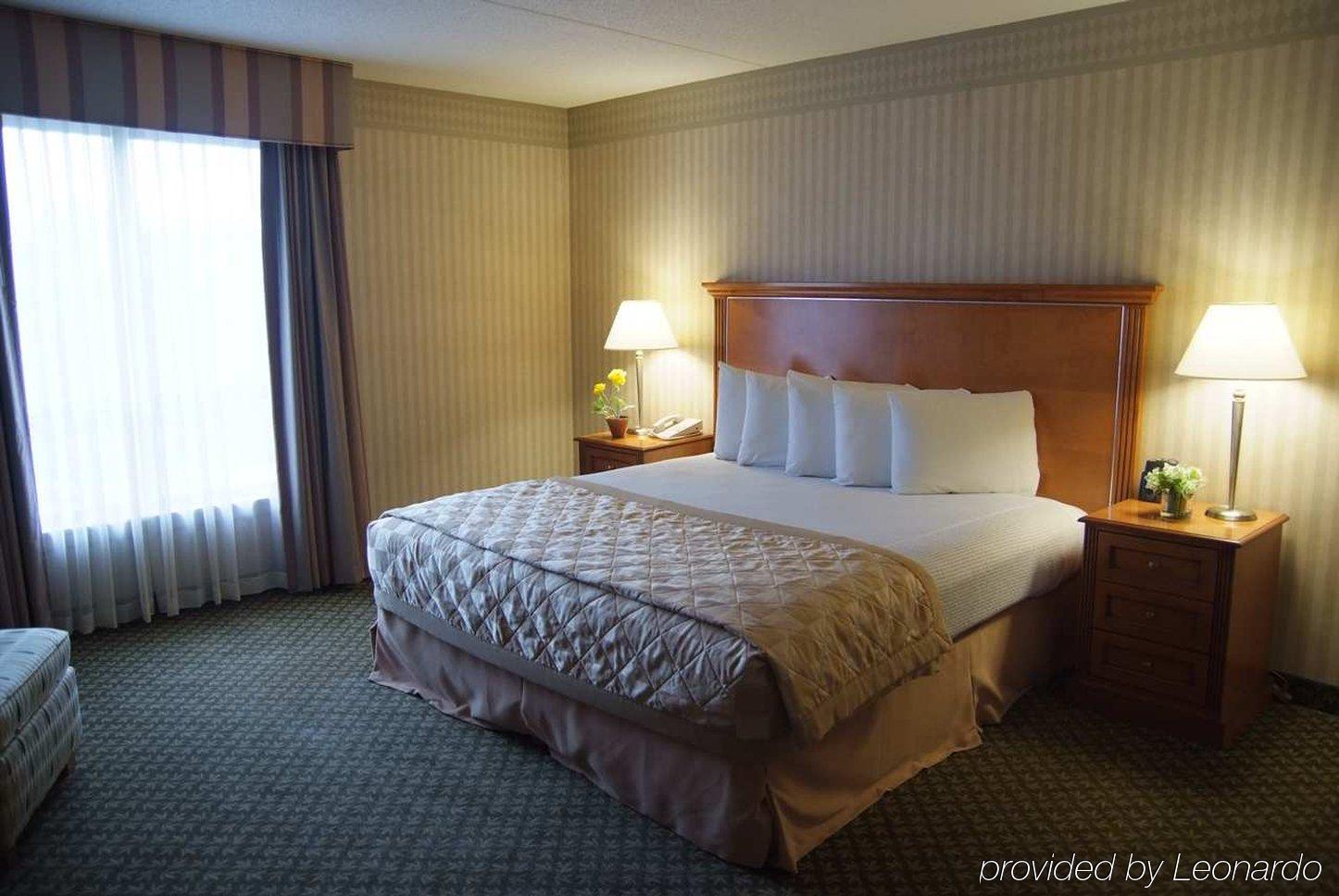 Embassy Suites Newark - Wilmington/South Bilik gambar